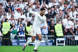 Ronaldo: Dortmund ngày càng tự tin khi ký hợp đồng với Sancho và Mateson trong tuần này